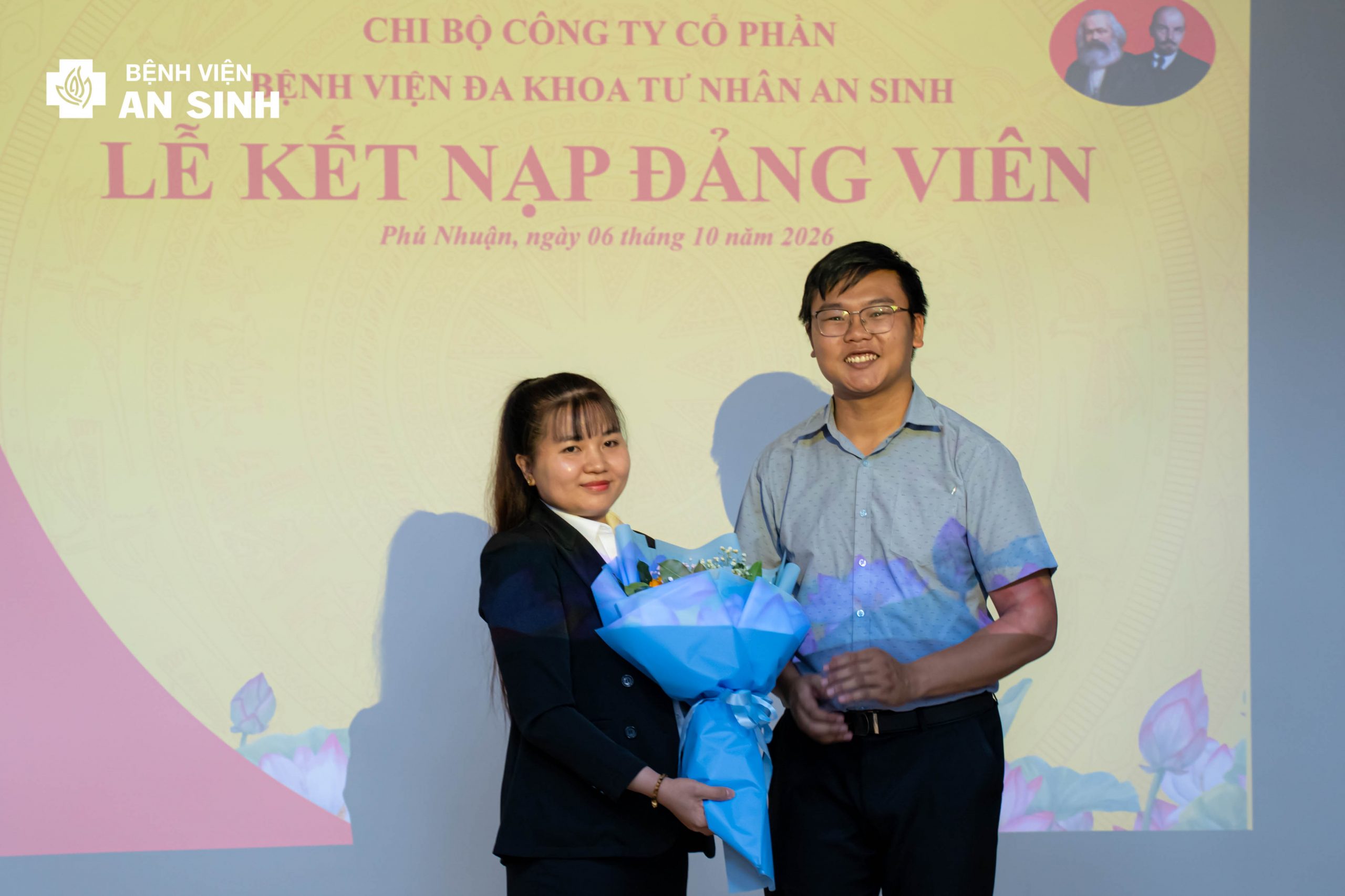 kết nạp Đảng viên